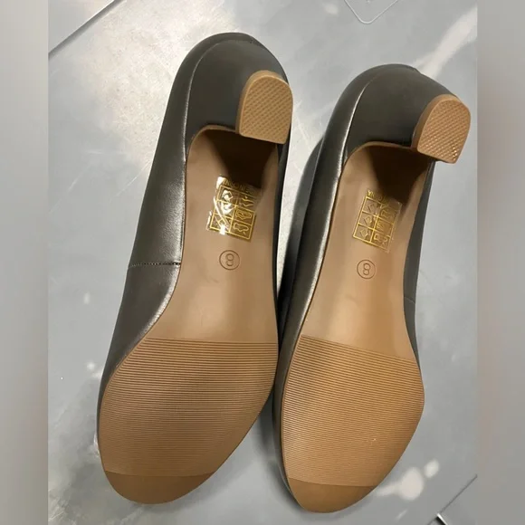 NWOT Gray Size 8 Journee Luu Heels - Picture 9 of 9